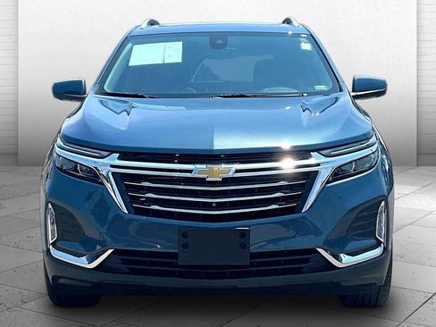 Used 2024 Chevrolet Equinox Premier AWD/4WD image 2