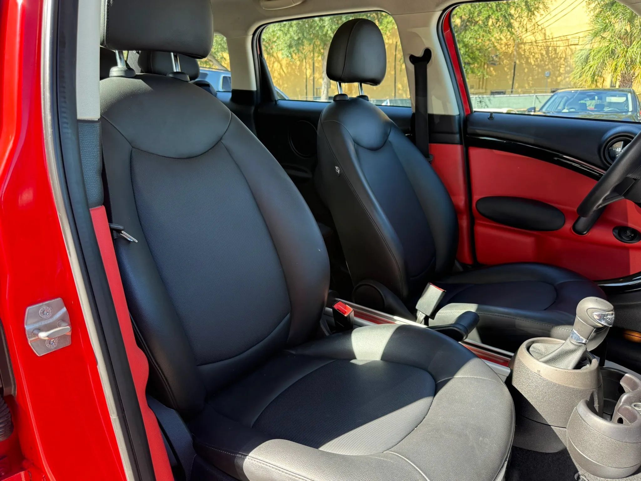 Used 2012 MINI Cooper Countryman FWD image 14