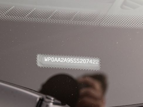 Certified 2025 Porsche 911 Carrera image 52