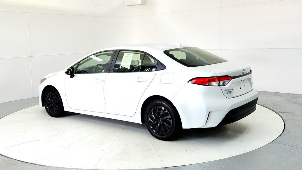 Certified 2023 Toyota Corolla LE w/ Carpet Mat Package (TMS) FWD image 4