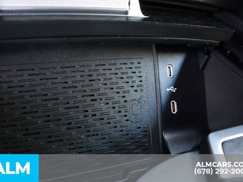 Used 2025 Mercedes-Benz GLE 450e 4MATIC w/ AMG Line Exterior image 35