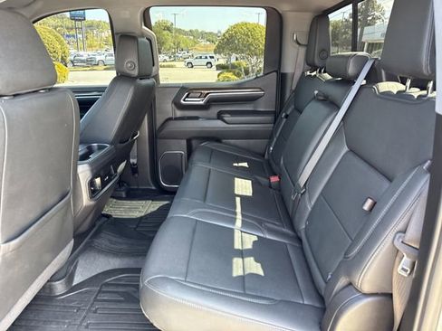 Used 2024 Chevrolet Silverado 1500 LT Trail Boss w/ Convenience Package II image 20