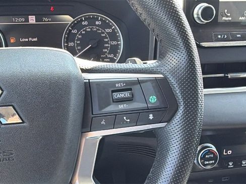 Used 2022 Mitsubishi Outlander SE image 25