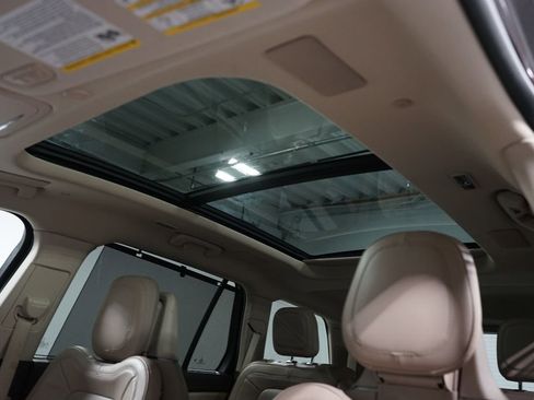 Used 2022 Lincoln Aviator Grand Touring w/ Equipment Group 301A image 41