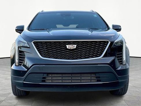 Used 2023 Cadillac XT4 Sport image 2