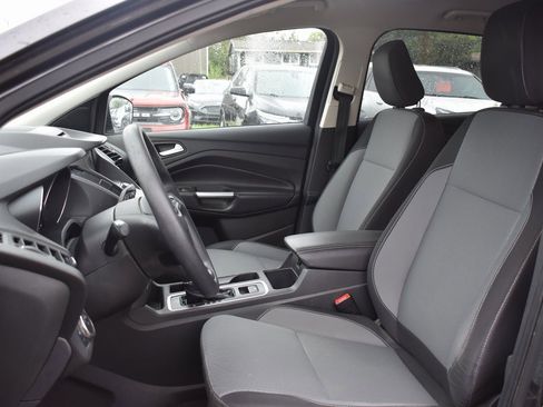 Certified 2018 Ford Escape SE w/ SE Sync 3 Package image 7