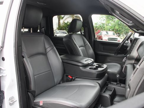 Used 2021 RAM 3500 Tradesman w/ Chrome Appearance Group image 35