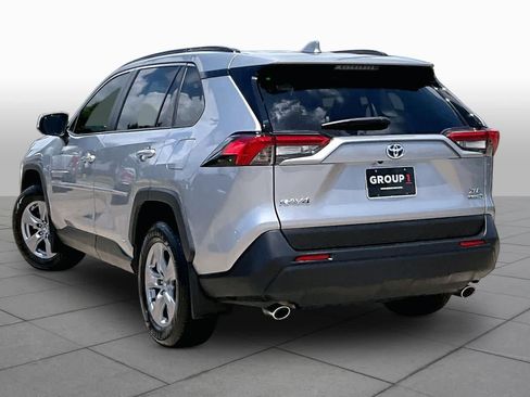 Certified 2022 Toyota RAV4 XLE w/ Convenience Package AWD/4WD image 12
