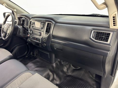 Used 2018 Nissan Titan S w/ S Utility Package image 13
