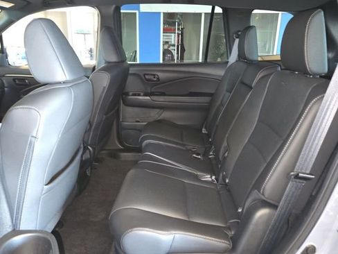 Used 2023 Honda Passport EX-L image 22