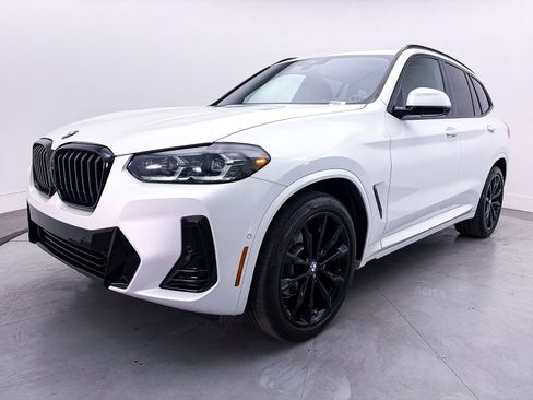 Used 2024 BMW X3 sDrive30i w/ M Sport Package RWD image 14