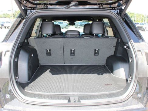 New 2027 GMC Terrain Elevation w/ Elevation Premium Package FWD image 18