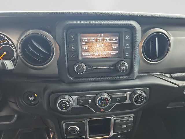 Used 2021 Jeep Wrangler Unlimited Sport AWD/4WD image 22