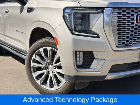 Used 2021 GMC Yukon XL Denali w/ Denali Ultimate Package image 3