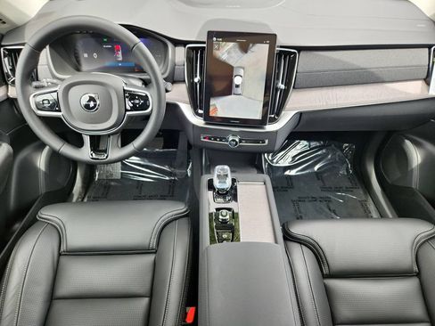 New 2026 Volvo XC90 T8 Ultra w/ Protection Package AWD/4WD image 16