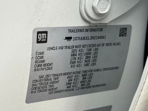 Used 2024 GMC Sierra 1500 AT4 w/ AT4 Premium Package image 24