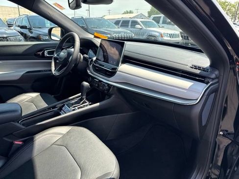 Certified 2023 Jeep Compass Limited AWD/4WD image 26