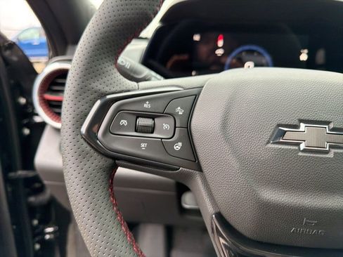 New 2026 Chevrolet Trax RS FWD image 17