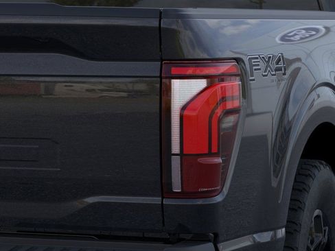 New 2025 Ford F150 Lariat w/ FX4 Off-Road Package image 23