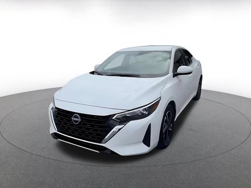 Used 2025 Nissan Sentra SV FWD image 5