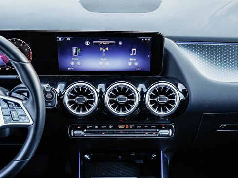 Certified 2025 Mercedes-Benz GLA 250 GLA 250 image 11