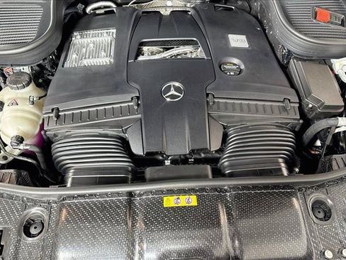 New 2026 Mercedes-Benz GLS 580 4MATIC image 29