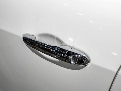 Used 2018 Maserati Levante S GranLusso AWD/4WD image 32