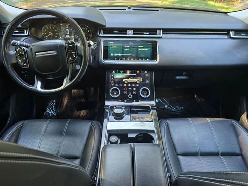 Used 2018 Land Rover Range Rover Velar S image 16