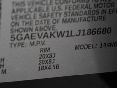 Used 2020 Buick Enclave Essence w/ Sound and Sites Package AWD/4WD image 32