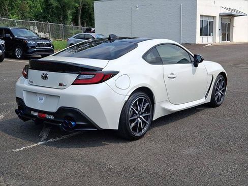 Certified 2024 Toyota GR86 RWD image 26