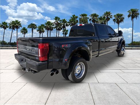 Used 2022 Ford F450 Platinum w/ FX4 Off-Road Package image 7