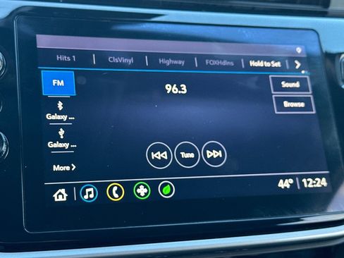 Used 2022 Chevrolet Bolt EUV Premier w/ Super Cruise Package image 25