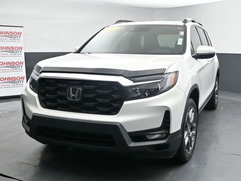 Used 2023 Honda Passport EX-L image 4
