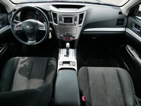Used 2014 Subaru Outback 2.5i Premium w/ Accessory Value Package (OYY) AWD/4WD image 10
