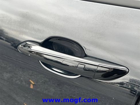 Used 2023 Hyundai Elantra SEL w/ Cargo Package image 29