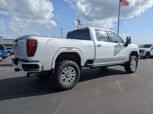 Used 2024 GMC Sierra 2500 Denali Ultimate w/ Max Trailering Package AWD/4WD image 4