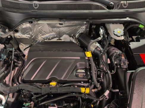 Used 2025 Chevrolet Trax RS w/ Driver Confidence Package image 48