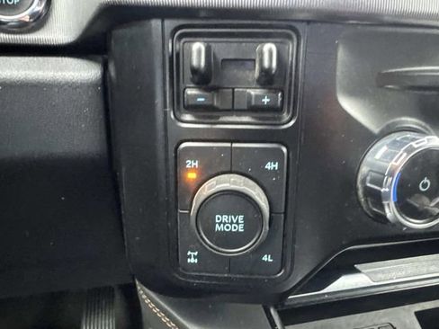 Used 2024 Ford F250 Platinum w/ FX4 Off-Road Package image 22