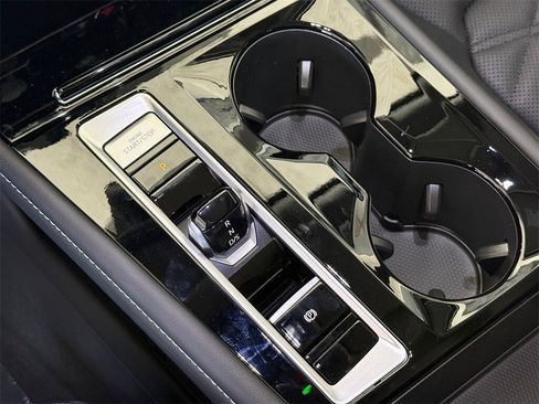 New 2026 Volkswagen Atlas SE image 20