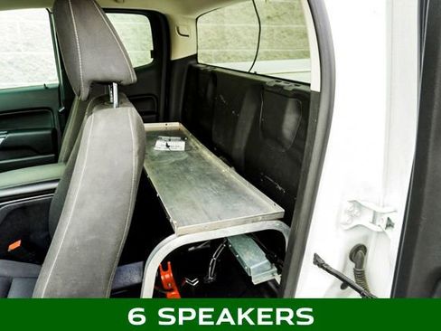 Used 2022 Chevrolet Colorado LT w/ Fleet Safety Package image 8