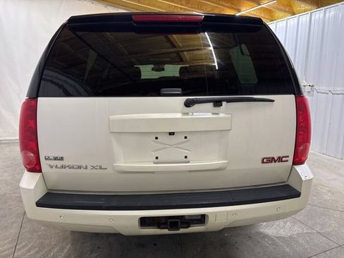 Used 2012 GMC Yukon XL SLT AWD/4WD image 7