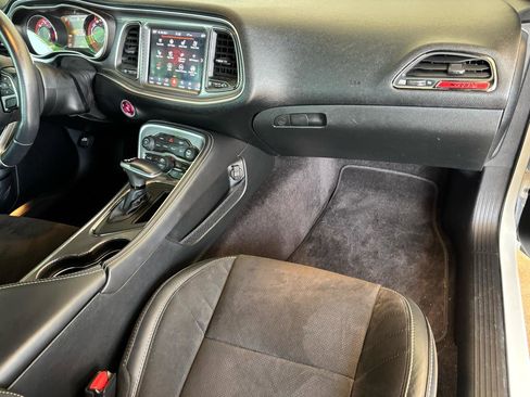Used 2018 Dodge Challenger SRT Hellcat image 20