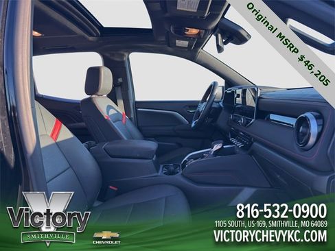 Used 2023 Chevrolet Colorado Z71 w/ Z71 Convenience Package 2 image 17