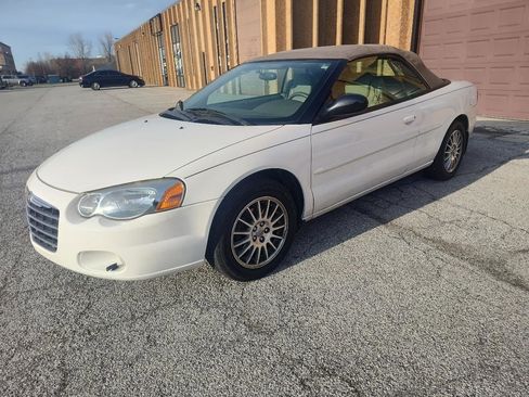 Used 2006 Chrysler Sebring Touring image 2