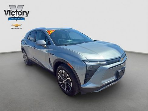 Used 2024 Chevrolet Blazer EV LT AWD/4WD image 9