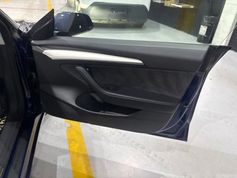 Used 2023 Tesla Model 3 Performance AWD/4WD image 35