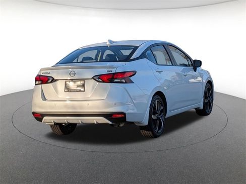 Used 2024 Nissan Versa SR w/ Trunk Package image 5