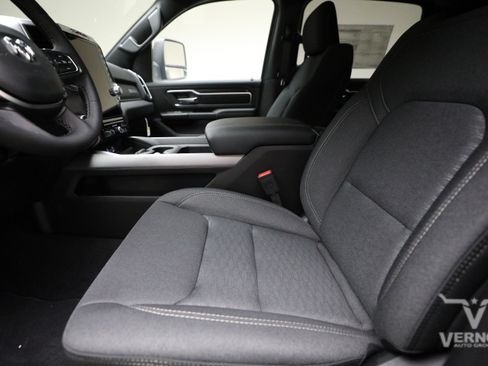 New 2026 RAM 1500 Big Horn AWD/4WD image 10