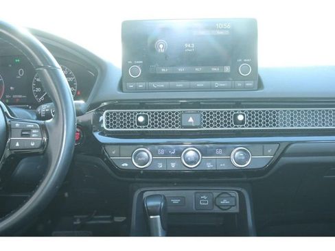 Used 2022 Honda Civic EX image 16