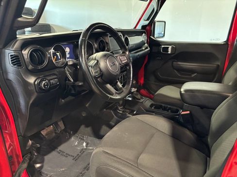 Used 2022 Jeep Gladiator Sport AWD/4WD image 10